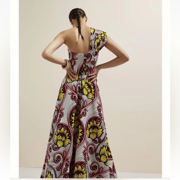 Floral One-Shoulder Dress - Picture 3 of 14